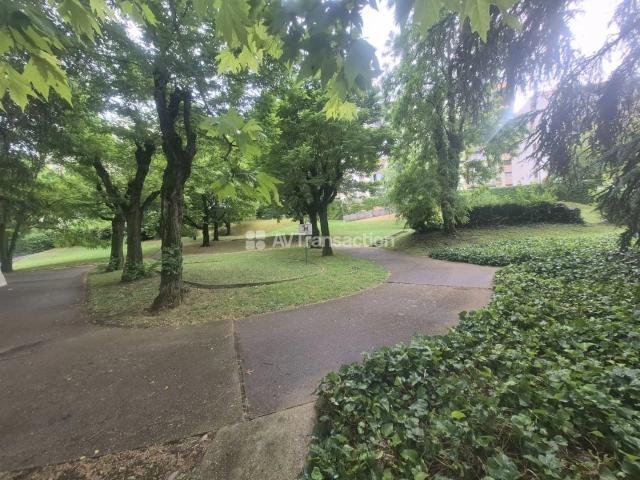 T4 83M² – 3 CHAMBRES – BALCON – PARKING PRIVATIF