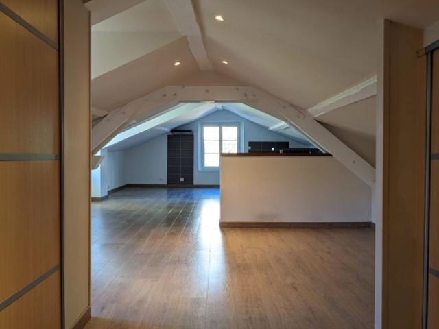 T4 81.2m ²