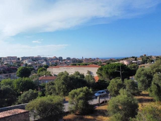 T4 Terrasse 2 Parkings ILE ROUSSE