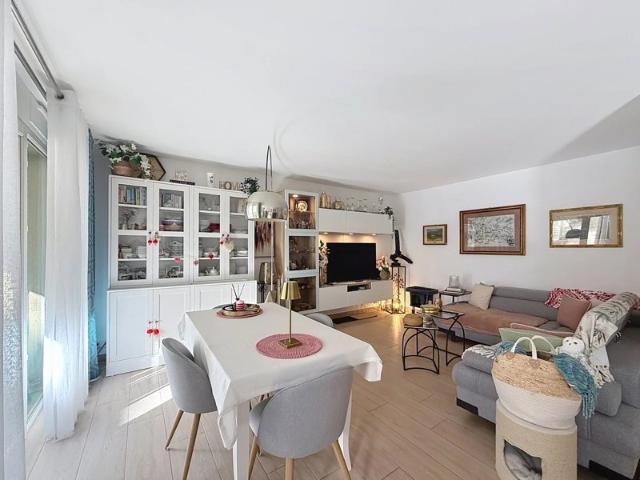 T4, terrasses, garage, lumineux, proche commodités