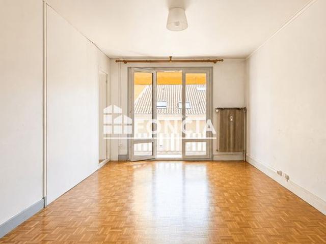 T4 traversant au dernier étage – Balcon plein sud – Loggia – Garage – Vue dégagée