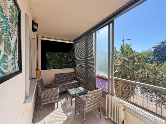 T4 Traversant avec balcon, cave et stationnement 70m² Hyères