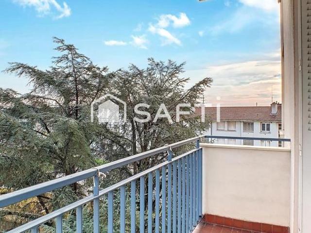 T4 traversant avec balcon idéal premier achat !
