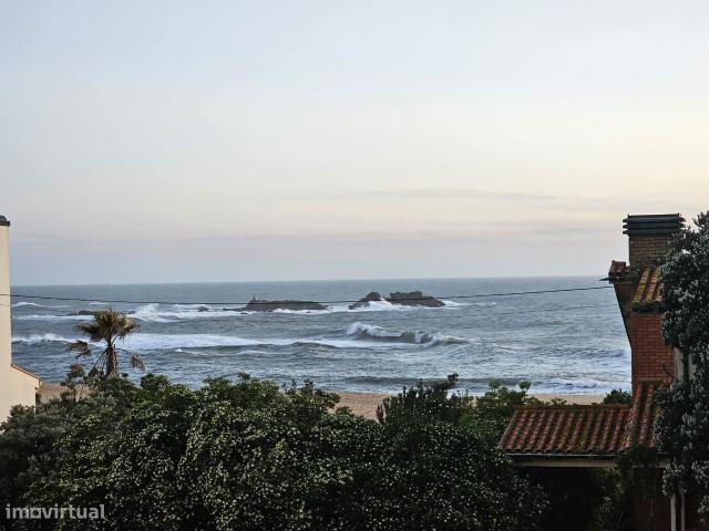 T4 vistas mar Condomnio Fechado com Piscina Praia da Agudela/Lavra