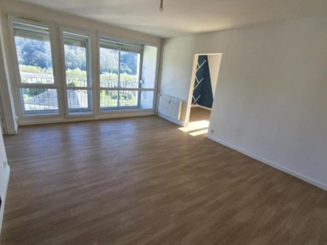 T4 à Bogny Sur Meuse à louer Locagestion, expert en gestion locative