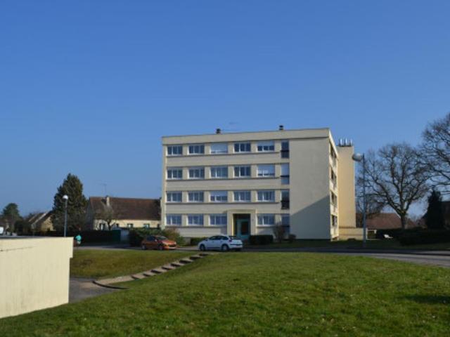 T4 à Dompierre Sur Besbre à louer Locagestion, expert en gestion locative