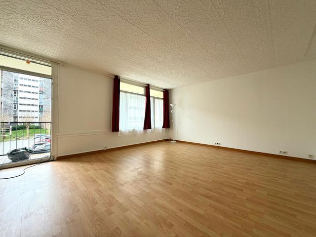 T4 ASCENSEUR BOULEVARD GAMBETTA 70.87 m²