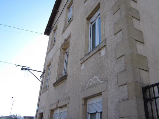 T4 au 1er étage Rue de la Gare LA CLAYETTE
