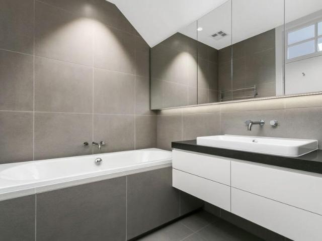 T4 AU DERNIER ETAGE DANS PETITE RESIDENCE 4 pièces, 95 m²