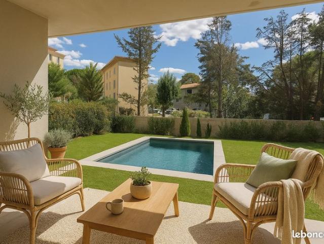 T4 AVEC JARDIN ET PISCINE PRIVEE, RESIDENCE INTIMISTE A 15MIN A PIED DU CENTRE HISTORIQUE AIX EN PROVENCE