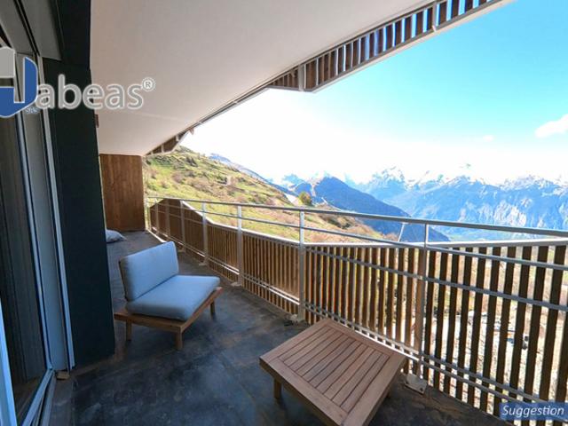 T4 avec 3 chambres plus cabine, 83,68m², Balcon 15,56m², Casier à Ski et 2 celliers
