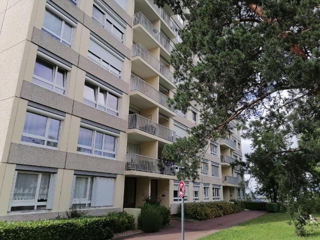 T4 BOULEVARD DE l'EUROPE 69600 OULLINS, Oullins
