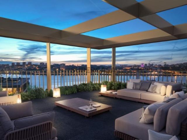 T4 com Terraço e Jacuzzi em Luxuoso Empreendimento em Canidelo Vila Nova de Gaia