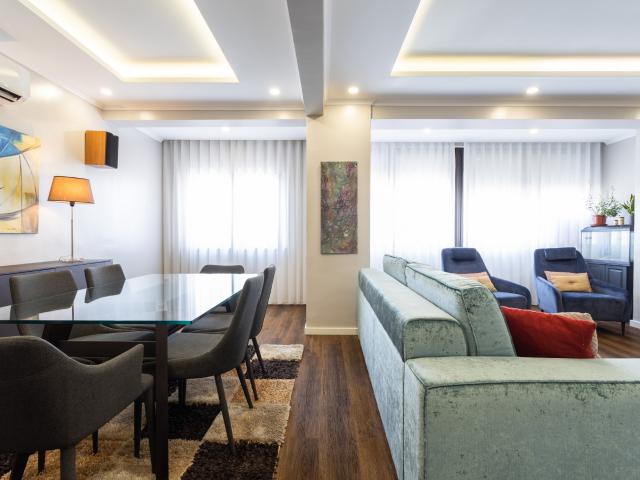 T4 Convertido em T3 Totalmente Remodelado | 135 m² | Oeiras