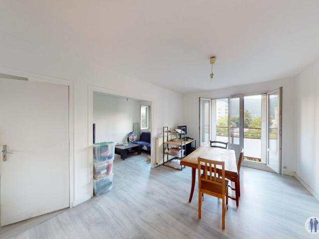 T4 copropriété ravalée et fermée avec parc