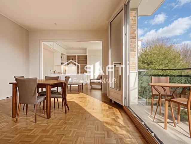 T4 de 85 m² Coeur de Ville / Mairie