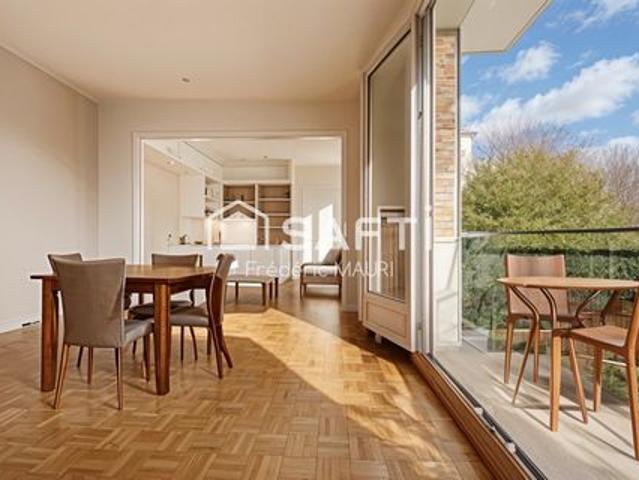 T4 de 85 m² Coeur de Ville / Mairie