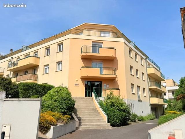 T4 de 90m², 18 rue des Beaumes, secteur calme et recherché, vue panoramique
