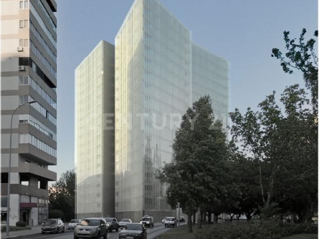 T4 DE LUXO EMPREENDIMENTO TORRES DO AREEIRO Areeiro em Lisboa