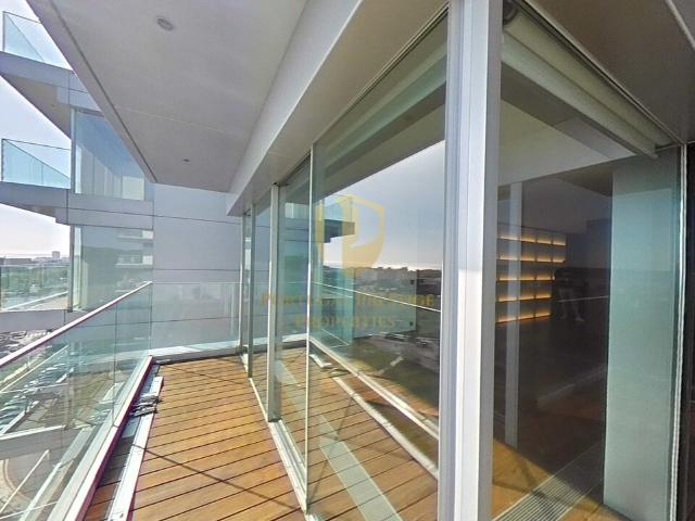T4 de Luxo Restelo