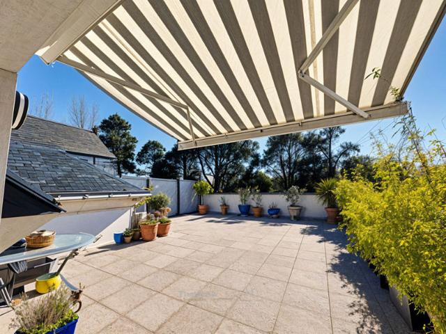 T4 DERNIER ÉTAGE TERRASSE 50 m² DOUBLE BOX CAVE ST SÉBASTIEN SUR LOIRE