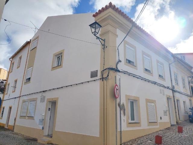 T4 Duplex Centro da Cidade 180m² Portalegre Sé e São Lourenço