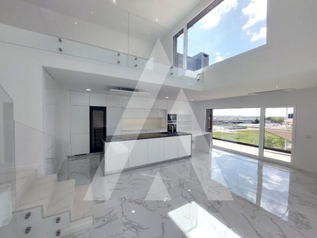 T4 Duplex a Estrear Montijo