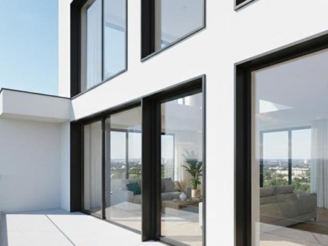 T4 Duplex dernier étage Terrasse plein Sud Parking inclus Proche transport