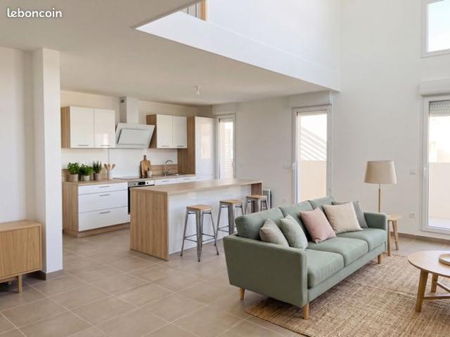 T4 Duplex neuf + terrasse + Pks dernier étage