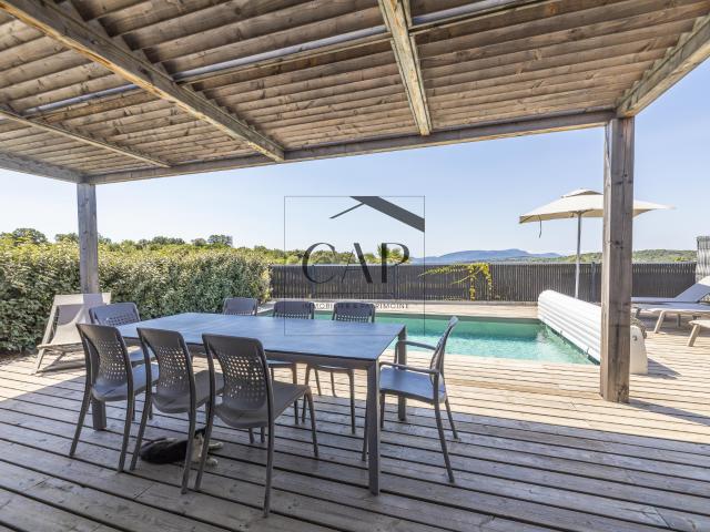 T4 Duplex Vue Mer Piscine Privée Rentabilité locative 6% Porto Vecchio