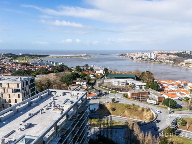 T4 EDIFICIO LAKE TOWERS | Vila Nova de Gaia