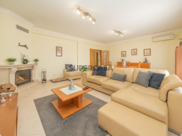 T4 ESPAÇO, CONFORTO E QUALIDADE DE VIDA TUDO NUM SÓ LUGAR!