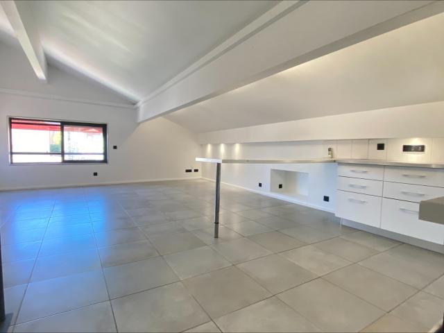 T4 Esprit Loft de 85 m2 Fréjus