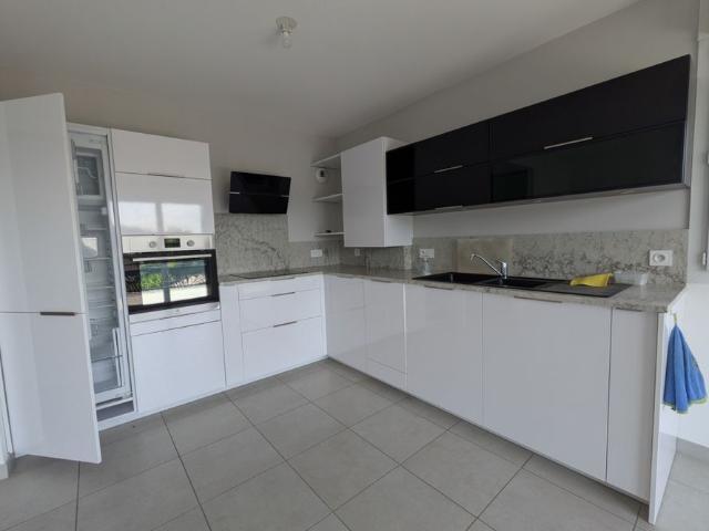 T4 EPAGNY + GARAGE + CELLIER 2014EUR