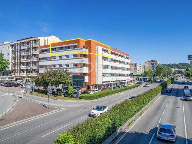 T4 EXCLUSIVO na Rua D. Pedro V BRAGA