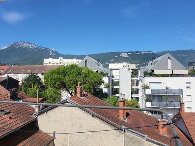 T4 grenoble