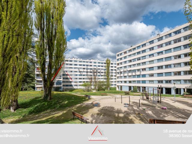 T4 lumineux 76 m2 à Seyssinet Pariset