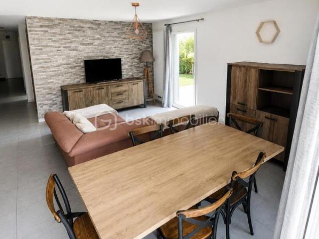 T4 lumineux avec terrasse de 22 m² avec garage securisé et cave à Bonneville
