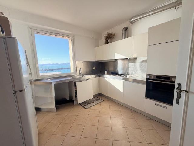 T4 Marseille 13002