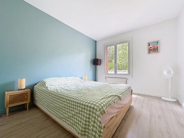 T4 MEUBLÉ Chemin de Brunet au calme 3 chambres avec terrasse et garage