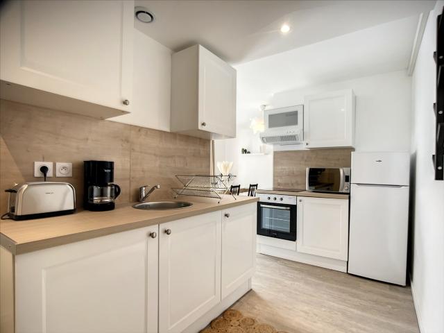 T4 – MEUBLE – BALCON – 63,07 m2 69100 VILLEURBANNE