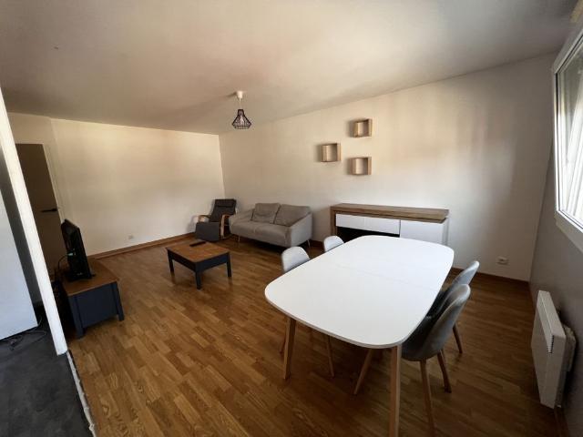 T4 MEUBLE HENRIVILLE AMIENS