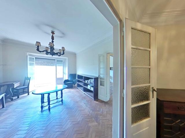 T4 nas Avenidas Novas | Avenida Defensores de Chaves | Um clássico lisboeta para transformar numa casa de excelência