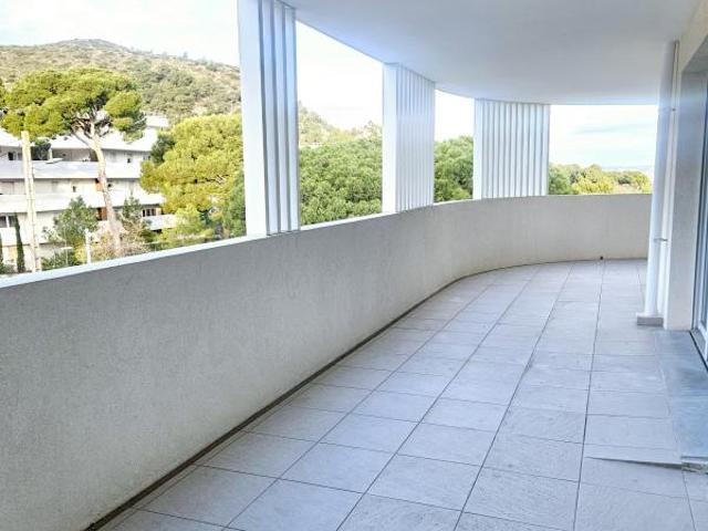 T4 Neuf 88m² + terrasse 40m²+ Garage double 13009