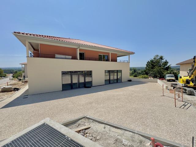 T4 NEUF 90m2 avec 41m2 terrasse, grand garage et parking