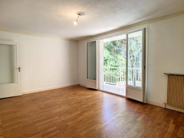 T4 – NON MEUBLE – 78M2 – BALCON – 69600 – OULLINS