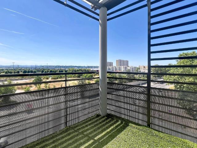 T4 NON MEUBLÉ – 84 m2 – BALCON – GARAGE – VENISSIEUX