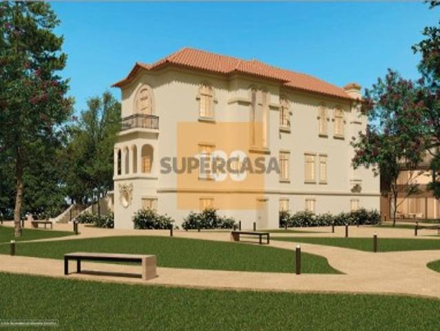 T4 novo com garagem Boavista Garden