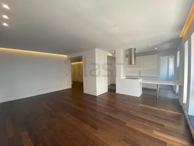 T4 novo, com garagem Rotunda da Boavista, Porto 0m² Cedofeita, santo ildefonso, sé, miragaia, são nicolau e vitória
