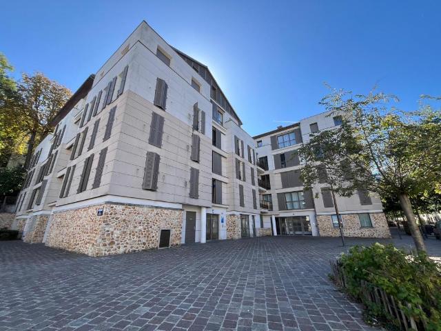T4 OCCUPE VENTE INVESTISSEUR CHAVILLE IMMEUBLE RECENT